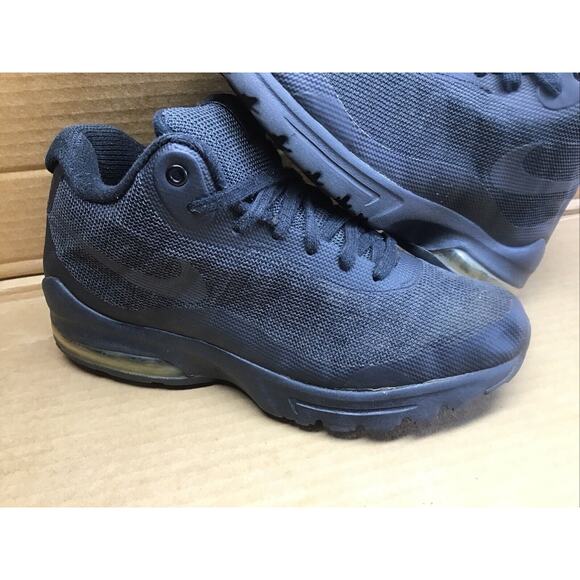 2016 Nike Air Max Invigor Mid Top All Black Men's 7.5 Women's 9 Running Shoes - Picture 2 of 8